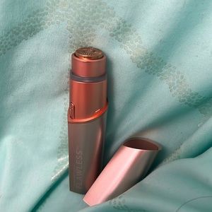 Face hair remover. Will be in package if bought, this is just an example!